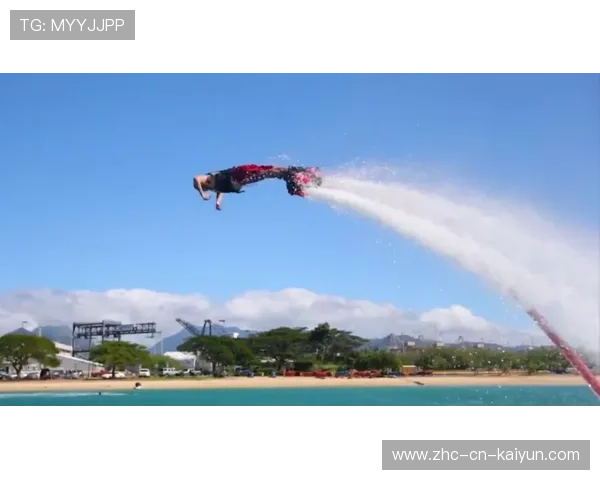 “东桃花岛缆绳滑水:水面极速飞驰,观众热血沸腾”