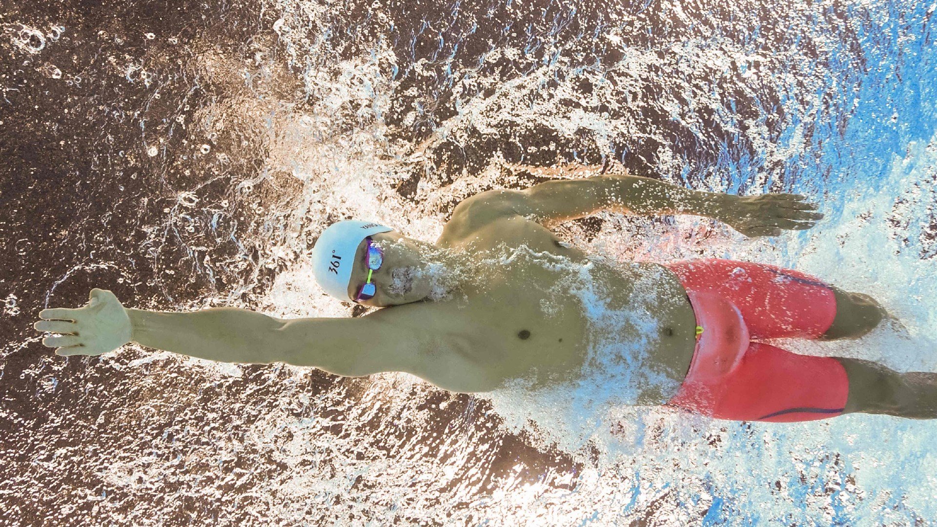 篮球专项技能训练中的动作连贯性分析，篮球运球连贯动作